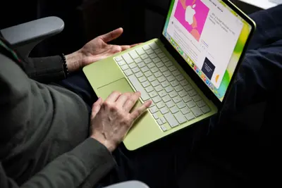 Apples billiga MacBook Neo riskerar att skrotas – på grund av komponentbrist