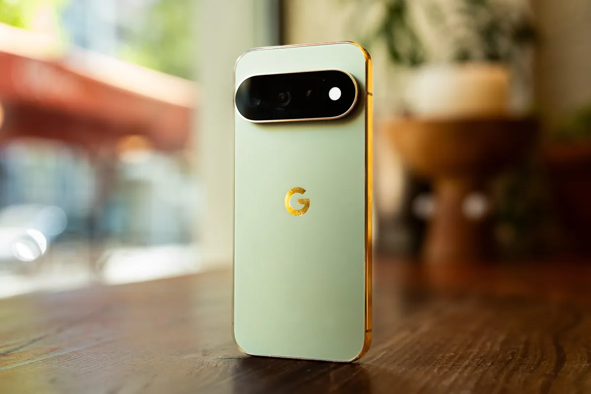Pixel 11 Pro sågas för AI-missar – billigare syskonet stjäl showen